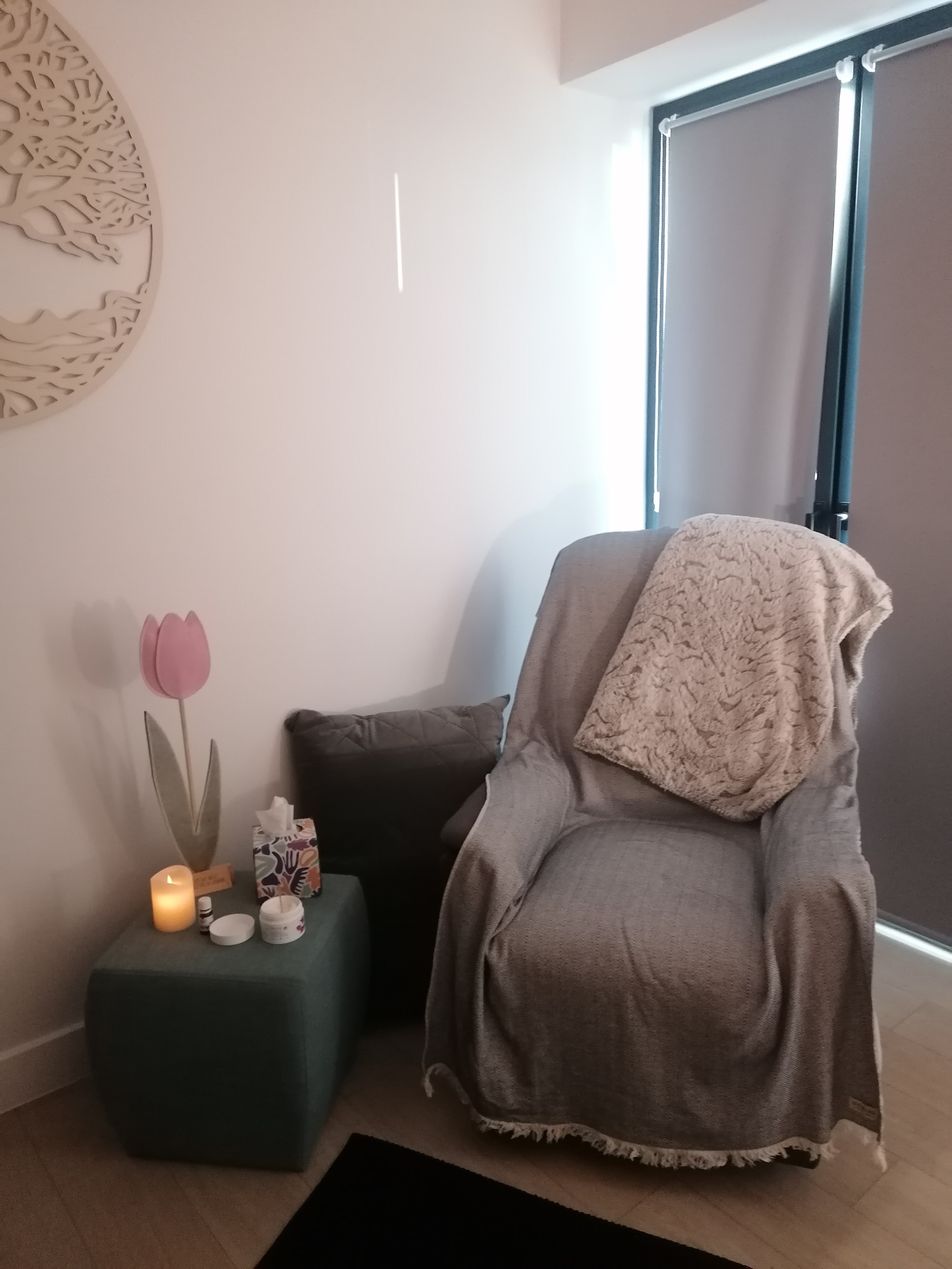 Fauteuil de détente dans le cabinet